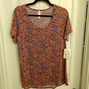 LuLaRoe Medium Classic T NWT